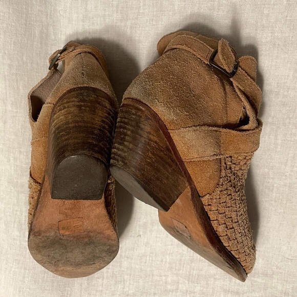 Free People Venture Suede ankle booties buckle heeled - Picture 4 of 7